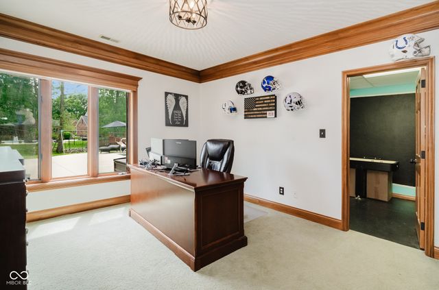 4095 Mountbatton Drive, Greenwood, IN 46143