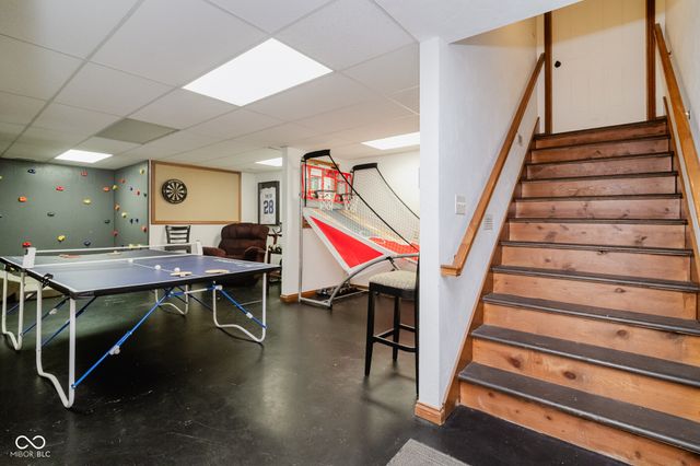 4095 Mountbatton Drive, Greenwood, IN 46143