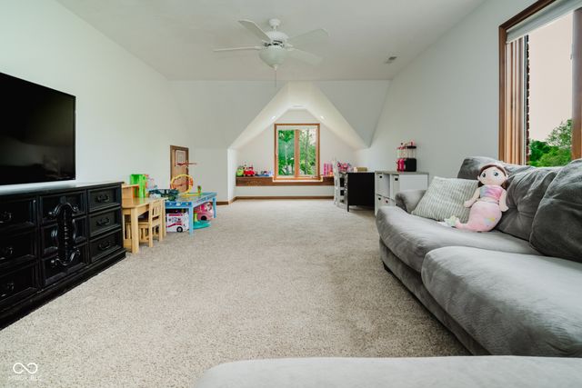 4095 Mountbatton Drive, Greenwood, IN 46143