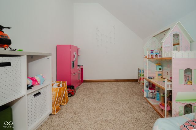 4095 Mountbatton Drive, Greenwood, IN 46143