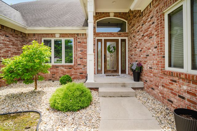 4095 Mountbatton Drive, Greenwood, IN 46143
