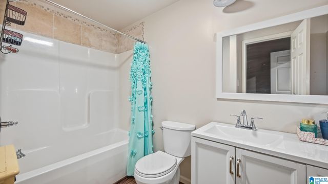 2748 OAKLEAF CIRCLE, Helena, AL 35022