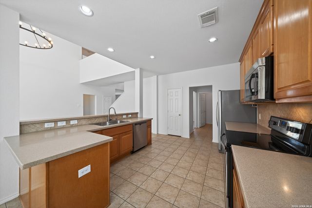 510 Wildberry Ct, San Antonio, TX 78258