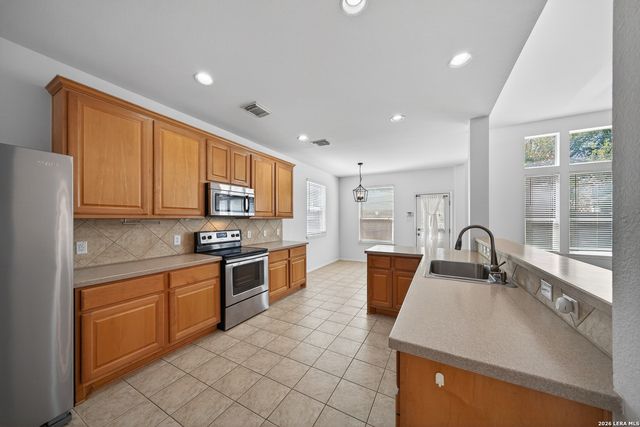 510 Wildberry Ct, San Antonio, TX 78258