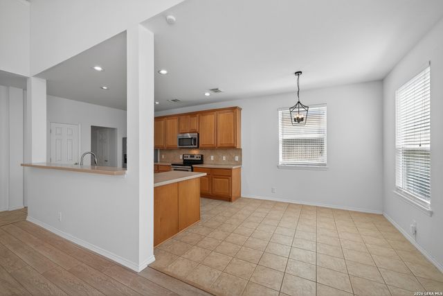 510 Wildberry Ct, San Antonio, TX 78258