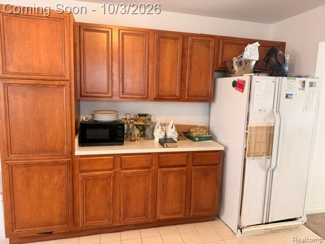 1130 Oak Valley Drive, Pontiac, MI 48341