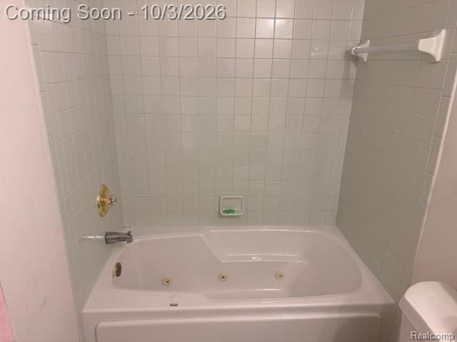 1130 Oak Valley Drive, Pontiac, MI 48341