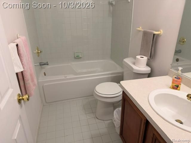 1130 Oak Valley Drive, Pontiac, MI 48341
