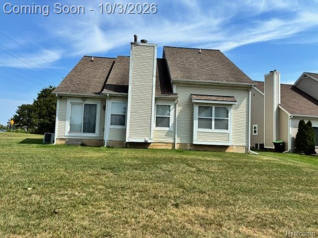 1130 Oak Valley Drive, Pontiac, MI 48341