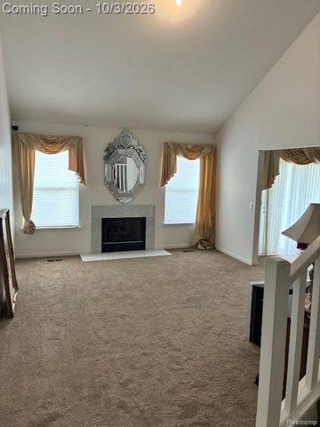 1130 Oak Valley Drive, Pontiac, MI 48341
