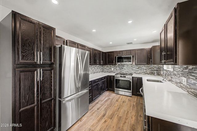 521 W MARIPOSA Street 2, Phoenix, AZ 85013