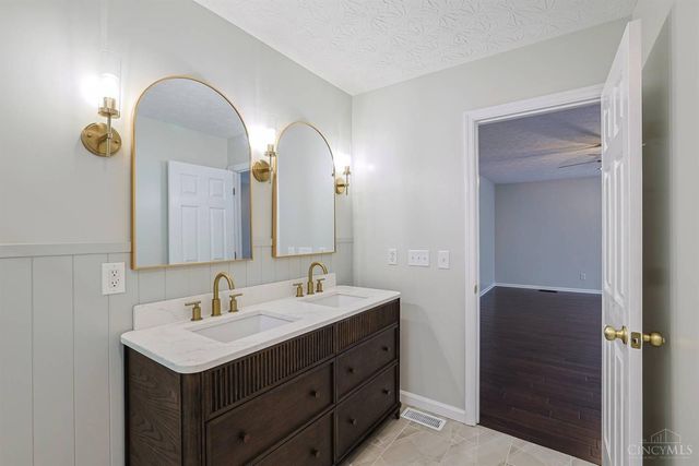 5940 Maxfli Lane, Deerfield Twp., OH 45040