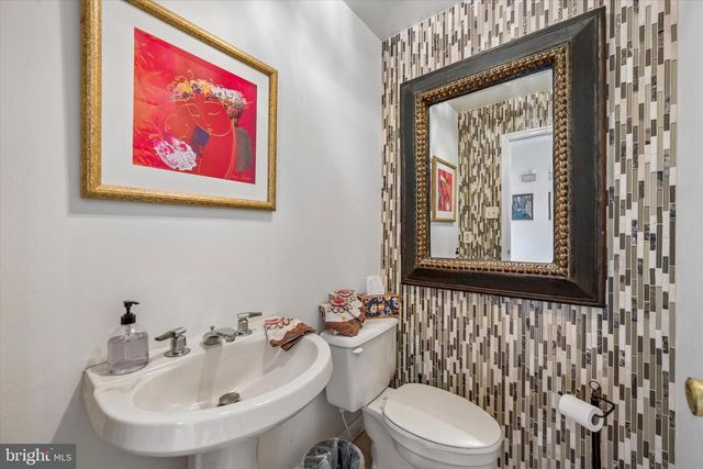 2797 BRINTONS BRIDGE RD, West Chester, PA 19382