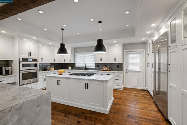 332 Red Maple Drive, Danville, CA 94506