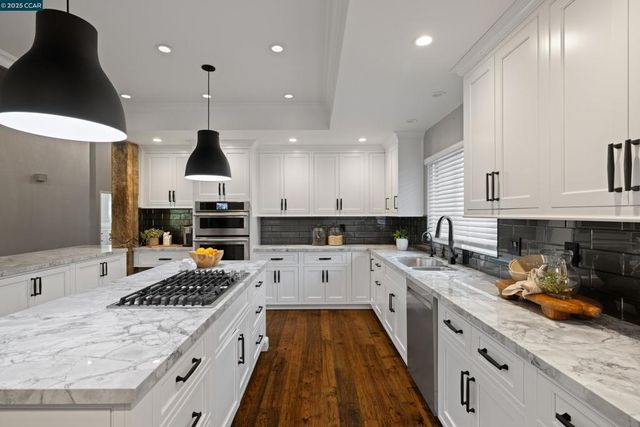 332 Red Maple Drive, Danville, CA 94506