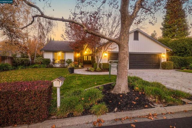 332 Red Maple Drive, Danville, CA 94506