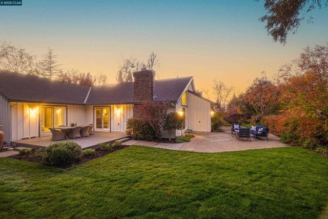 332 Red Maple Drive, Danville, CA 94506