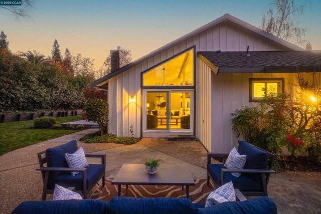 332 Red Maple Drive, Danville, CA 94506