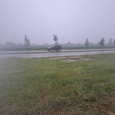 2808 E Mcgalliard Road, Muncie, IN 47303