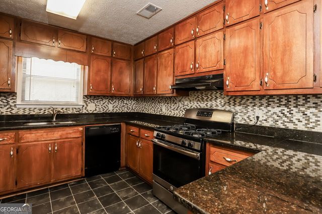 496 Jaywood Drive, Stone Mountain, GA 30083