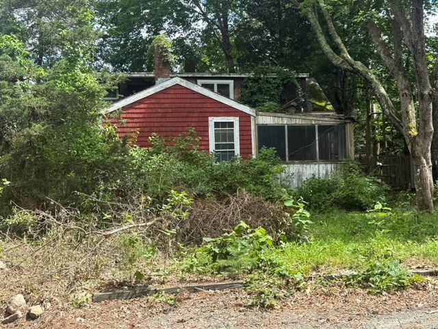1081-B Main St, Barnstable, MA 02635