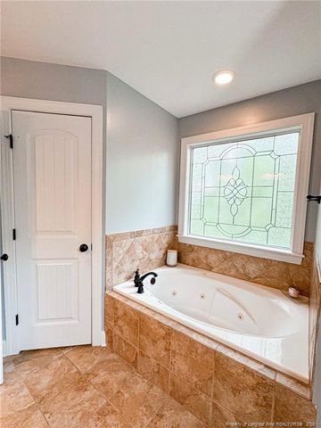 93 Falconridge Drive, Spring Lake, NC 28390