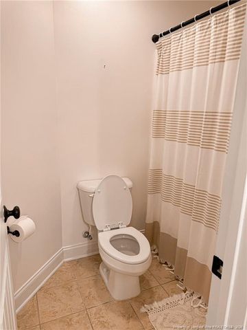 93 Falconridge Drive, Spring Lake, NC 28390