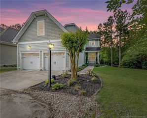 93 Falconridge Drive, Spring Lake, NC 28390