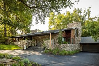 1917 Whispering Pines Circle, Norman, OK 73072