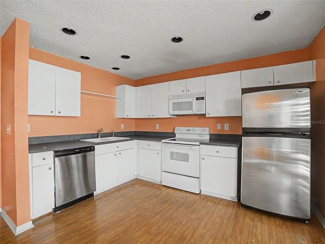 6131 SAND KEY LANE, Wesley Chapel, FL 33545