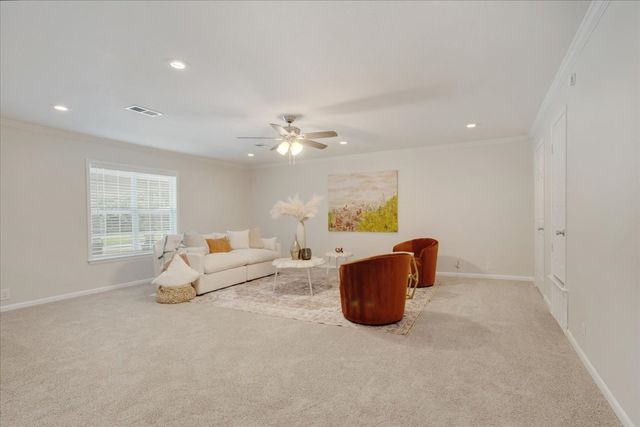 470 W Marshall Street, Van Alstyne, TX 75495