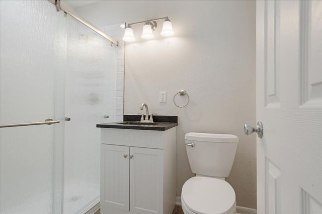 470 W Marshall Street, Van Alstyne, TX 75495