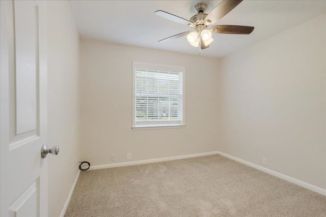 470 W Marshall Street, Van Alstyne, TX 75495