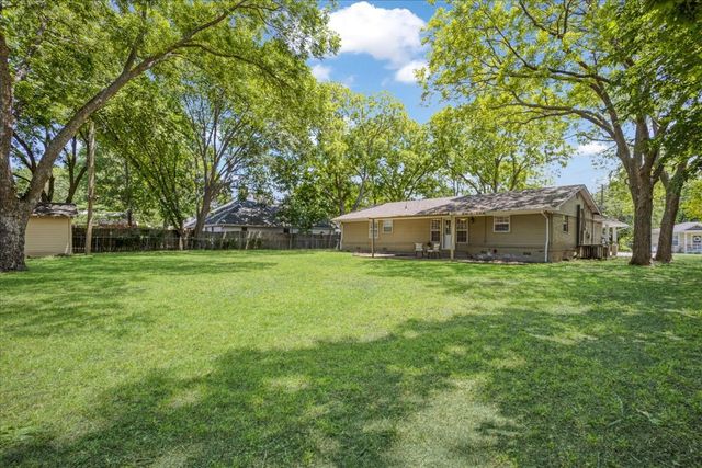 470 W Marshall Street, Van Alstyne, TX 75495