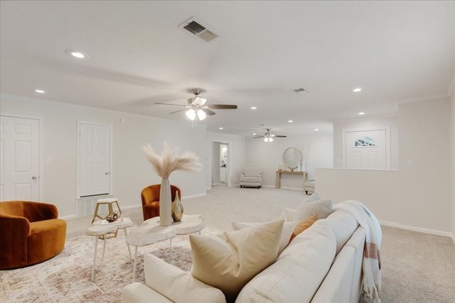 470 W Marshall Street, Van Alstyne, TX 75495