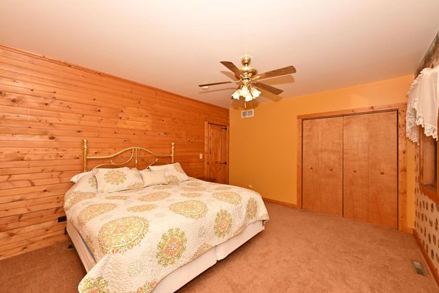 29221 Elm Island DRIVE, Waterford, WI 53185