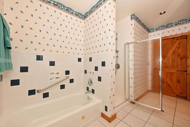 29221 Elm Island DRIVE, Waterford, WI 53185