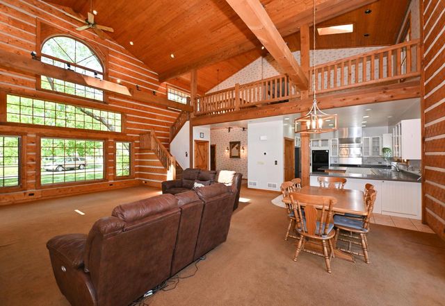 29221 Elm Island DRIVE, Waterford, WI 53185