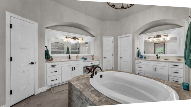 174 Bittersweet Trail, Weatherford, TX 76088