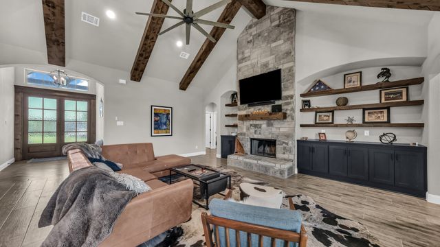 174 Bittersweet Trail, Weatherford, TX 76088