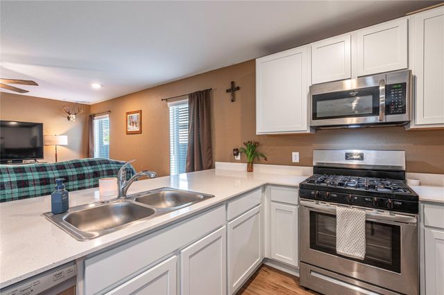 269 Bennett Loop, Angleton, TX 77515