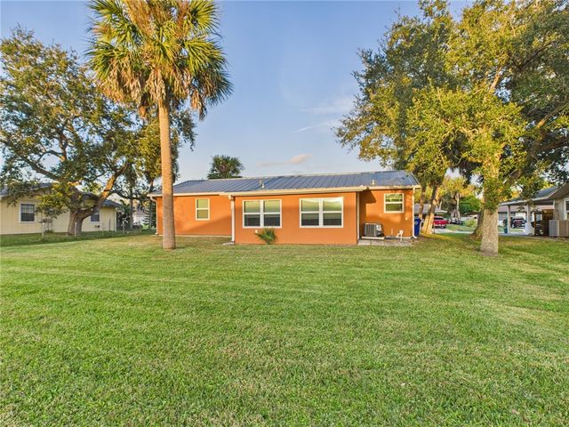 1131 Coverbrook Lane, Sebastian, FL 32958