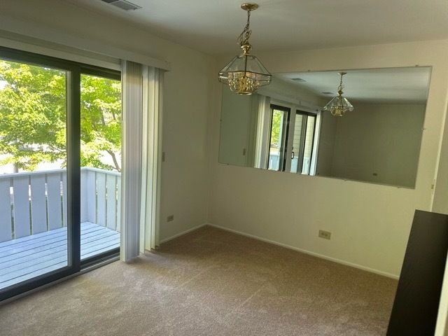380 Heather Court 2B, Schaumburg, IL 60193