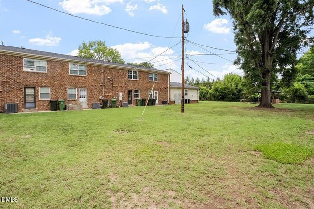 1102 Willow Drive 19, Chapel Hill, NC 27517