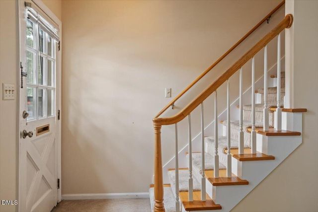 1102 Willow Drive 19, Chapel Hill, NC 27517