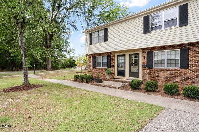 1102 Willow Drive 19, Chapel Hill, NC 27517