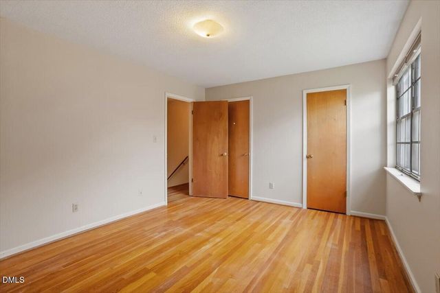 1102 Willow Drive 19, Chapel Hill, NC 27517
