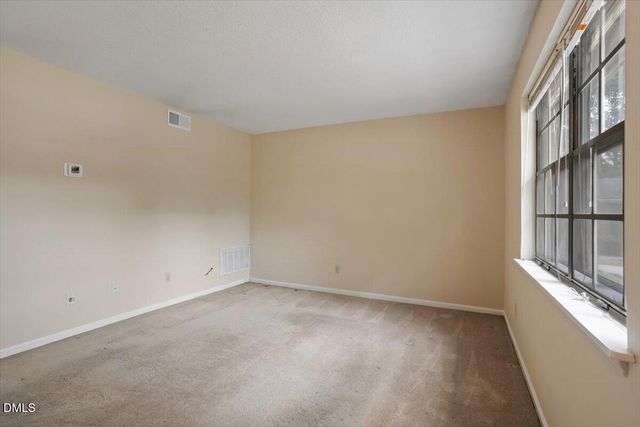1102 Willow Drive 19, Chapel Hill, NC 27517