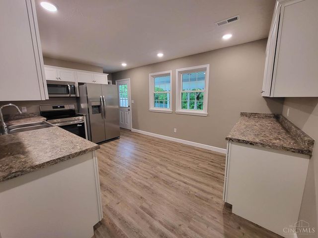 108 Lee Ann Court, Blanchester, OH 45107