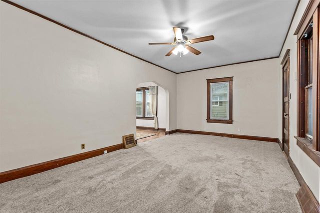 289 LEDGEVIEW AVENUE, Fond Du Lac, WI 54935